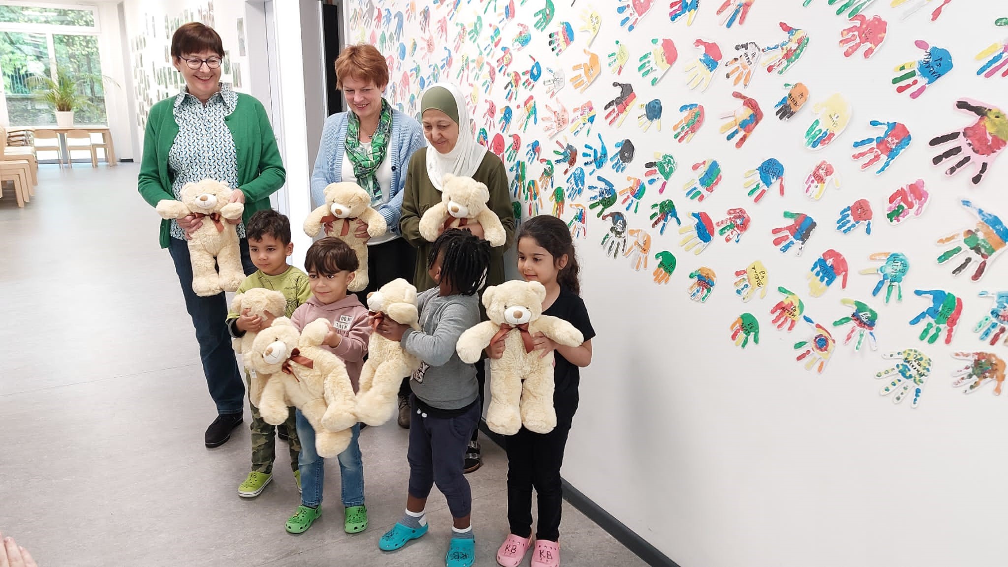 Bären für geflüchtete Kinder BürgerstiftungOS